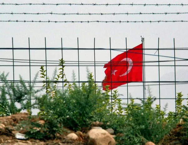 Норвегия дава убежище на петима турски военни