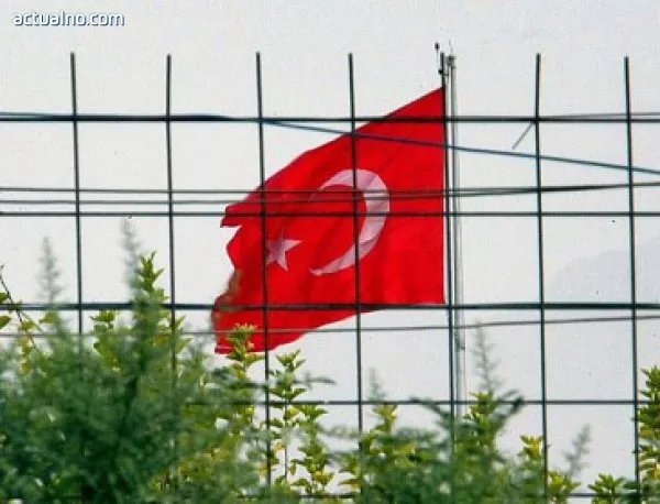 11 войници са ранени при инцидент в Турция