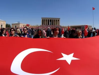 Турция прогнозира драстичен ръст на населението си