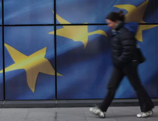 ЕС се отказа от идеята за ограничен безплатен роуминг