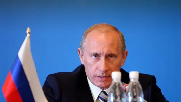 Путин не би отказал разговор с Порошенко