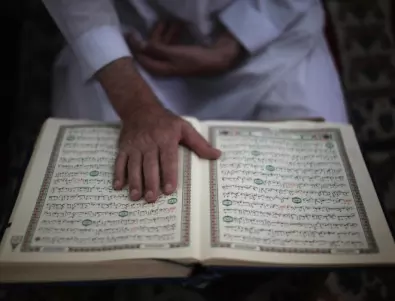 Лидерът на Хизбула заплаши: Не изгаряйте Корана, ще има последствия 