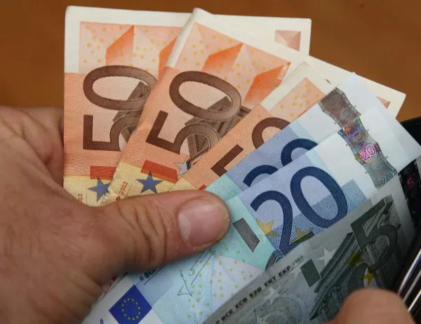 БНБ вече може да печата евро банкноти