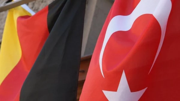 Берлин: Публични изяви на Ердоган извън Г-20 са „неуместни“