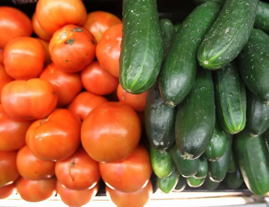 Гарантирайте си ефективна защита за доматите и краставиците без опасни химикали