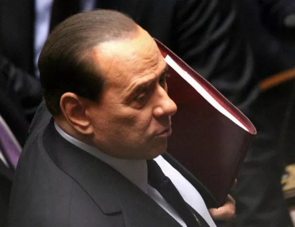 Съдят Берлускони за подкупване на свидетел
