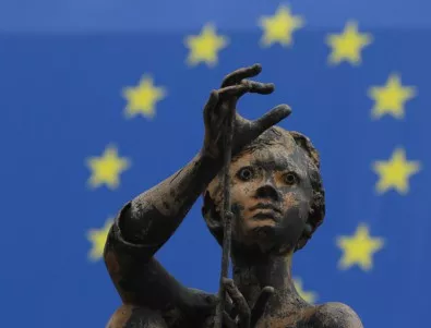 Moody`s завиши прогнозата си по рейтинга на ЕС 