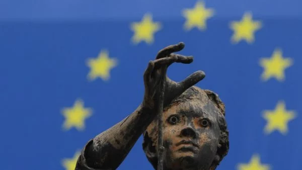 Финансовите министри от еврозоната на извънредна среща заради Гърция