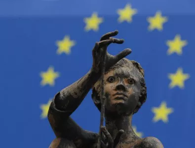 S&P понижи рейтинга на ЕС