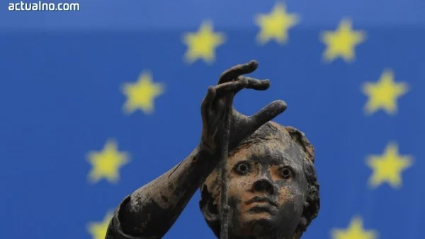S&P понижи рейтинга на ЕС