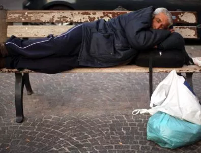 Холандия отказа да осигури подслон за хиляди бездомни имигранти 