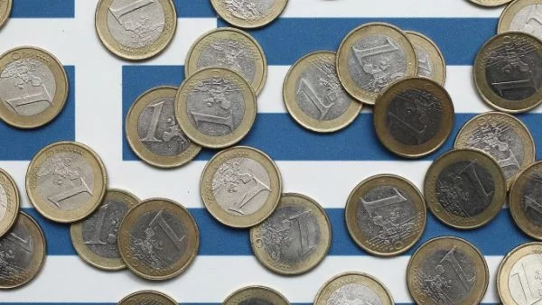 Централната банка на Гърция: Без споразумение излизаме от еврозоната и ЕС