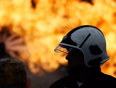 Пожар в сръбски търговски център, има пострадали (ВИДЕО)