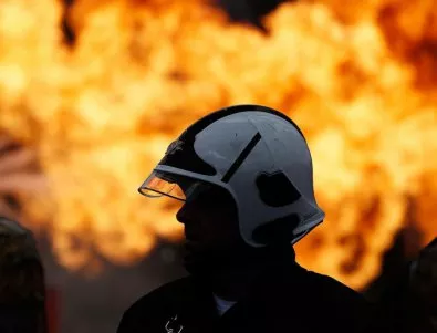 Голям пожар изпепели нощен клуб в Букурещ