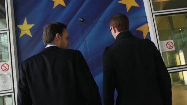 ЕС подготви разширение на черния списък от санкции срещу Русия