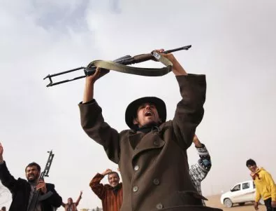 САЩ и други западни сили ще въоръжават либийското правителство