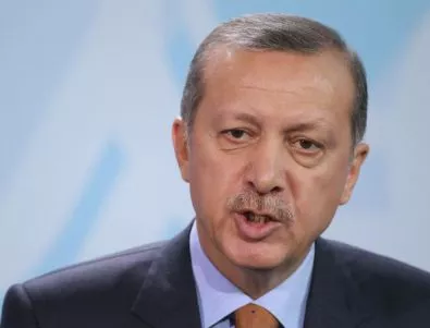 Ердоган отвръща на удара, щял да покаже доказателства, че Русия търгува нефт с ИД