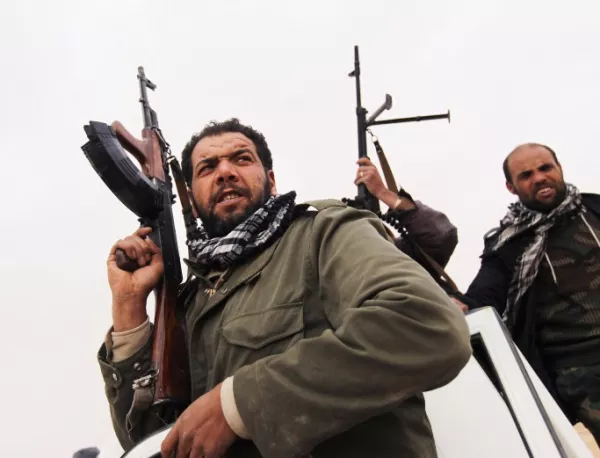 Червеният полумесец призова за примирие в Бенгази