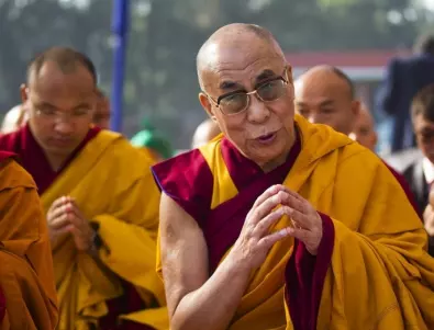 Далай Лама се ваксинира срещу Covid-19