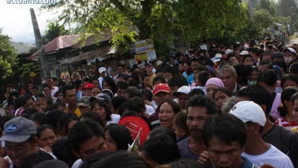 Населението на Земята прехвърли 7.2 милиарда