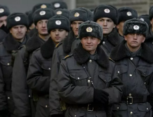 Руската армия се отваря за чужденци