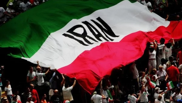 Франция поиска промените в Иран да бъдат наложени от самите иранци