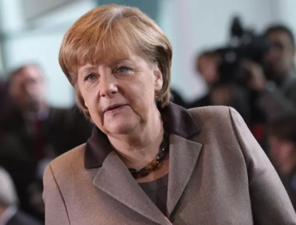 Ангела Меркел отхвърли частичното отписване на гръцкия дълг 