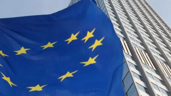 ЕС одобри по-сурови ограничения върху инвестициите в Крим