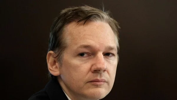Адвокатът на Асандж заяви, че се опасява за здравето му
