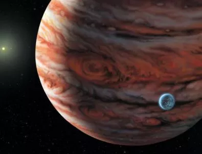 Учени: Атмосферата на Сатурн и Юпитер е осеяна с огромни диаманти