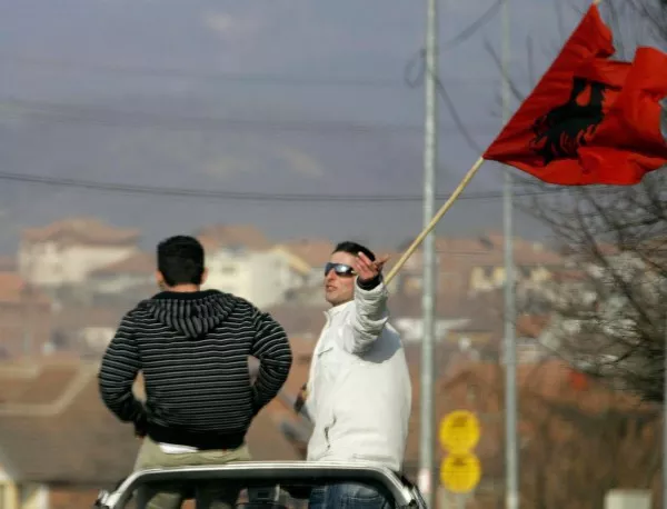 Албания и Косово осъдиха прояви на екстремизъм в Скопие