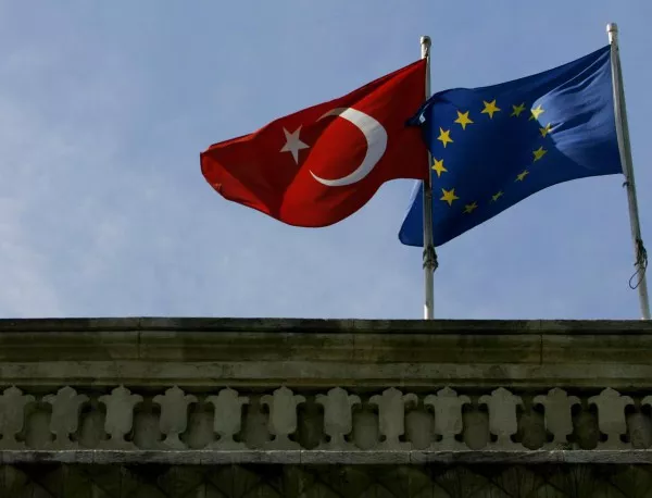 ЕС отпуска на Турция 4,4 млрд. евро