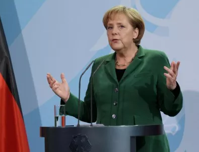 Меркел отряза Франция: Русия остава в Г-8