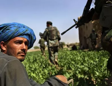 Талибаните засилват позиции в Кундуз, въпреки въздушните удари