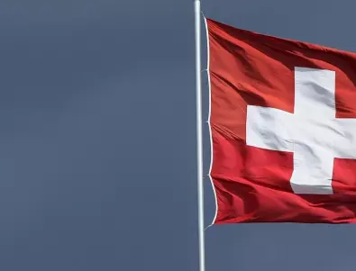 Заради ръст в заразените: Швейцария връща част от мерките срещу коронавируса