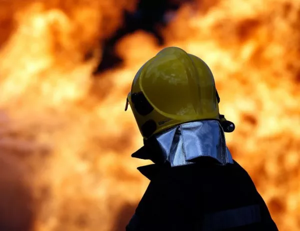 Расте броят на жертвите на огнената стихия в Атина, няма пострадали българи