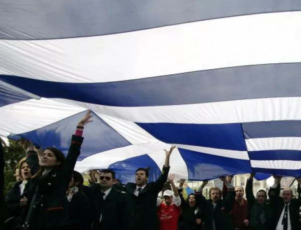 Хиляди на протест в Гърция заради убийството на младеж от полицай