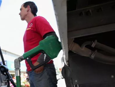 Българските бензиностанции избързали и вдигнали цената на горивата