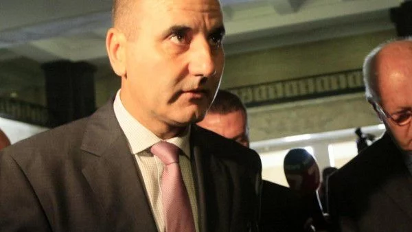 Цветанов: Има по-подходящи хора от Бакалов за шеф на ДАНС