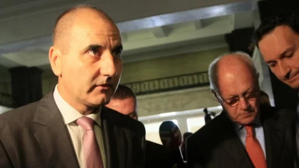 Цветанов: Няма да преговаряме с БСП и ДПС, след като уволняват наши