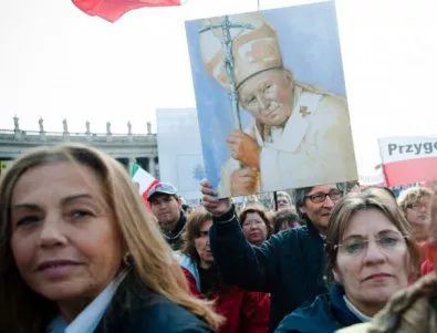 Откраднаха реликва на Йоан Павел II
