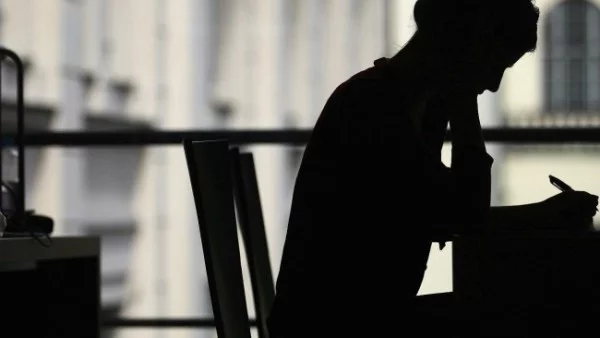 БСП планира сериозно намаляване на студентските такси
