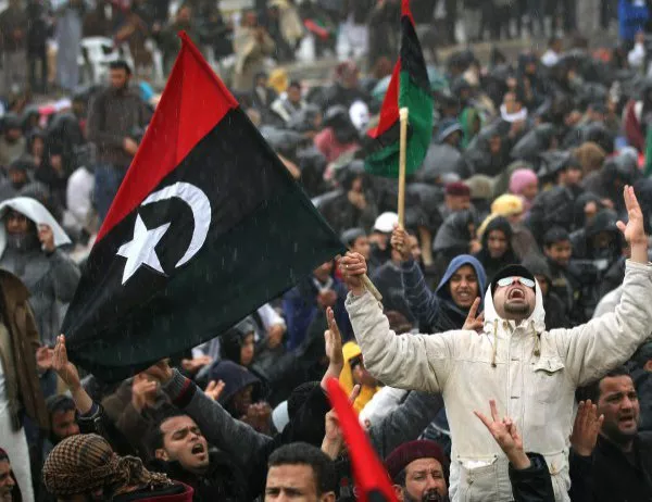 Франция предвижда да засили своите действия в Либия