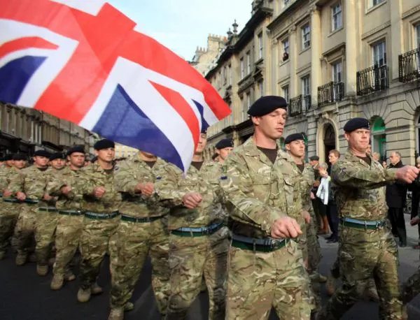 Великобритания се изтегля от Афганистан
