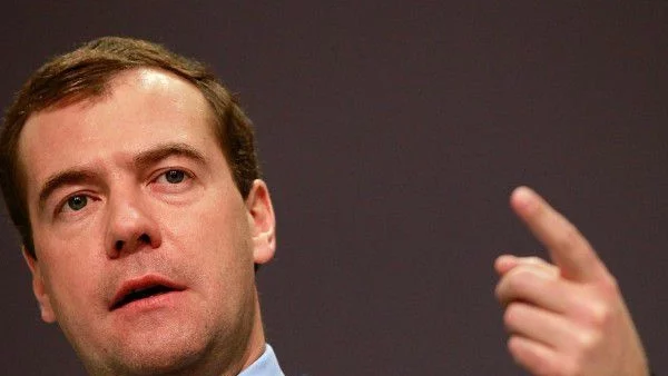 Медведев посочи България като отрицателен пример