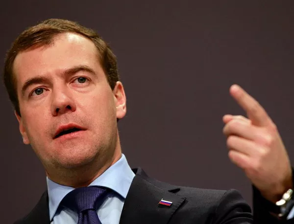Европа ще заплати за санкциите, които наложи на Русия, закани се Медведев