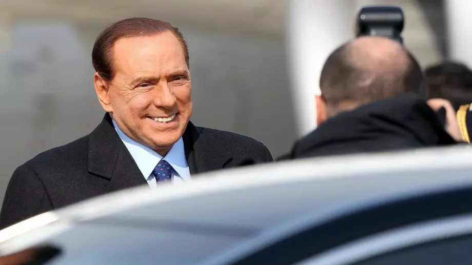 Силвио Берлускони влезе в болница и не се появи в съда