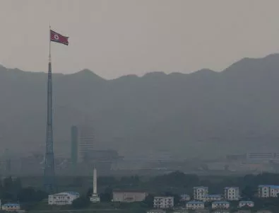 Северна Корея прави нов тунел за ядрени изпитания 