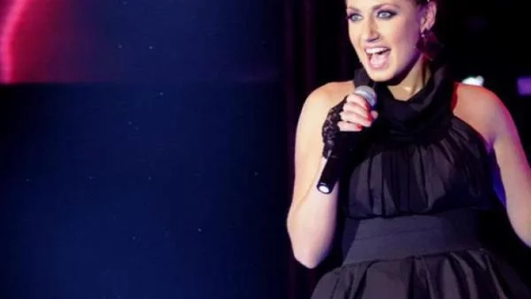 Рускинята Куприна учи български преди „българската вечер” в X Factor