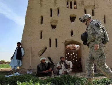 Най-малко 14 са загинали при бомбен атентат в Афганистан